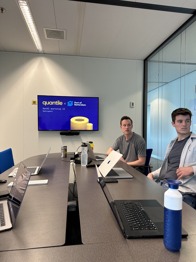 (Gen)AI productie training voor het data science team bij de Port of Rotterdam